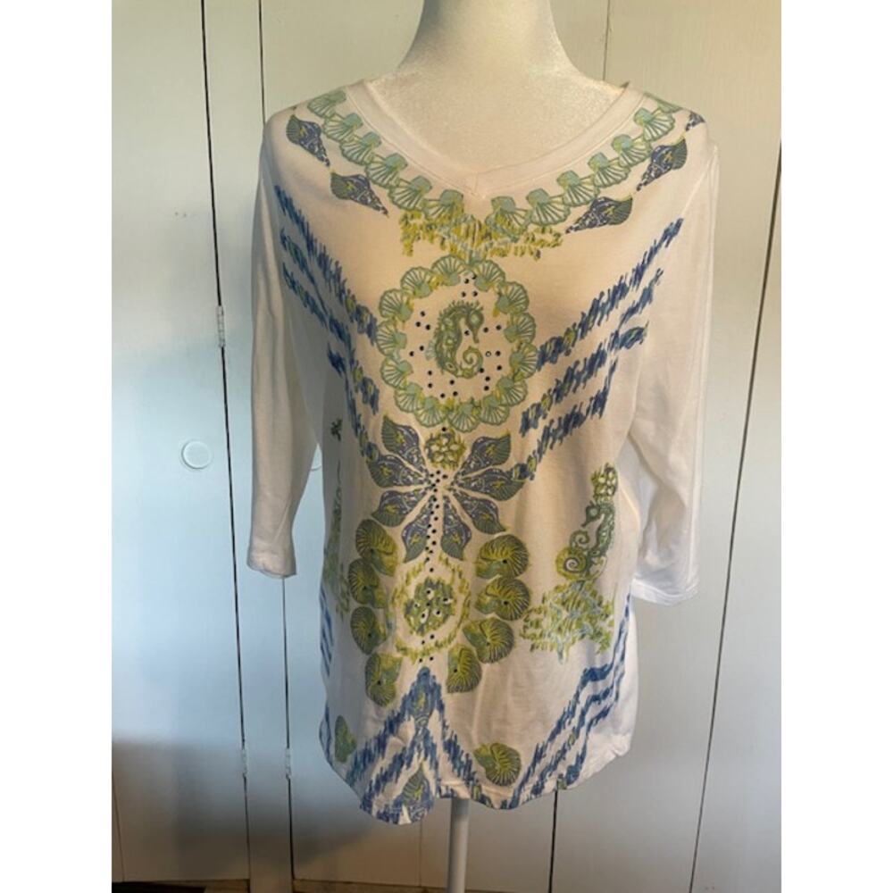 Coral Bay Women's Size‎ Large V-Neck Pullover White Top